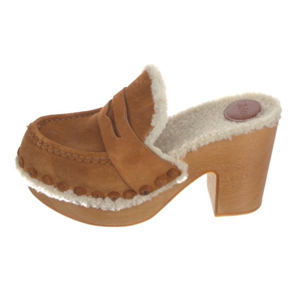 Chloe Shoes - Chloe Tan Suede Shearling-Trim Clog Mules